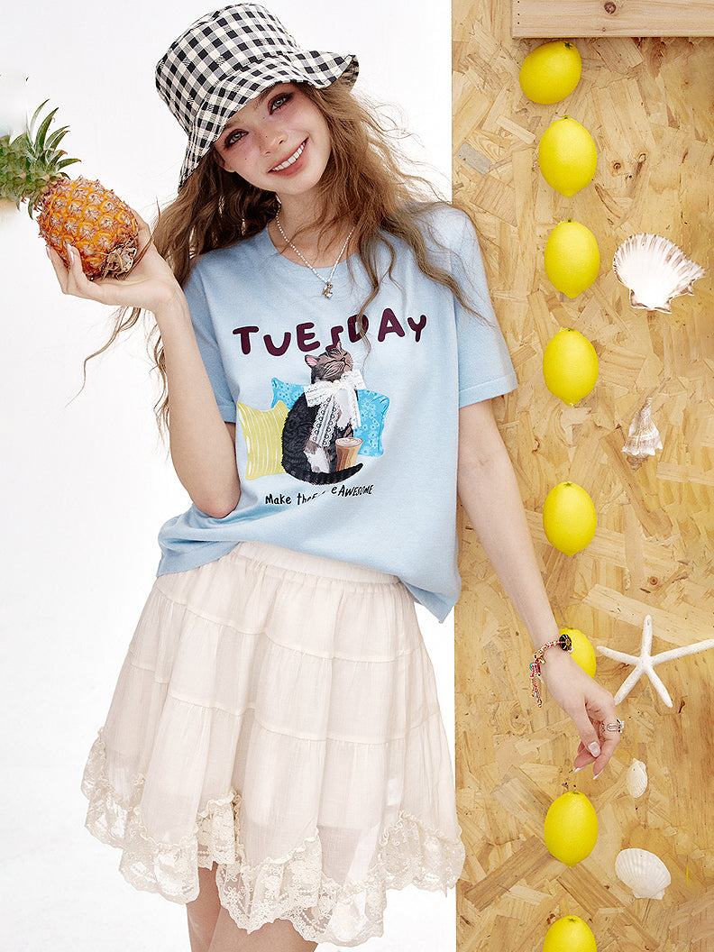 チューズデーネコプリントTシャツ