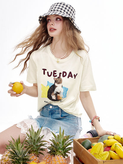 チューズデーネコプリントTシャツ